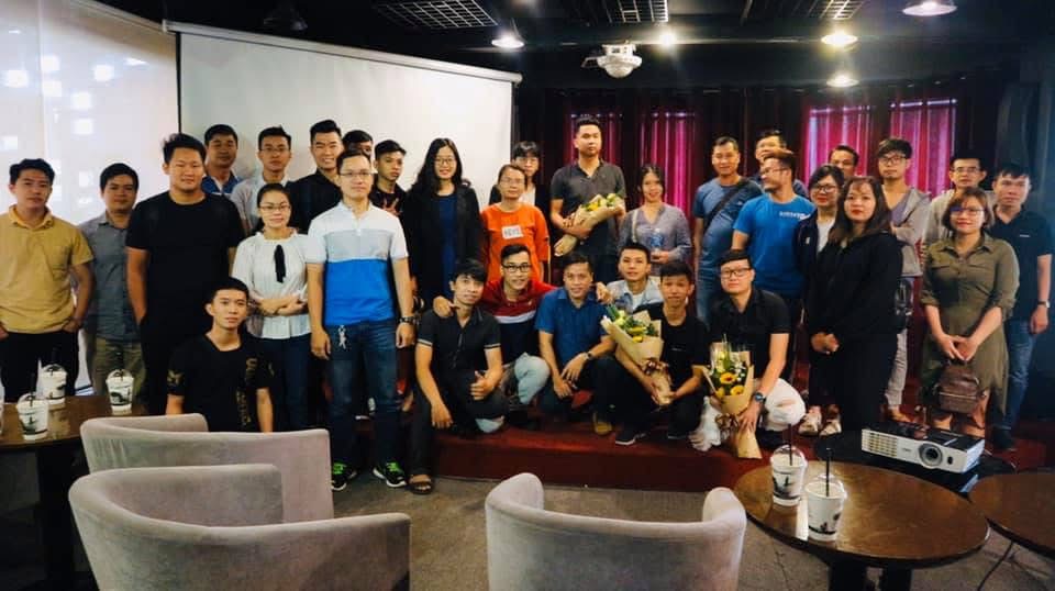 Ảnh chụp chung cuối buổi offline